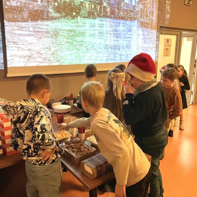 {"data":{},"source_type":"vicut","pictureId":"BE806D79-C659-44DE-8B89-3B49A8F0FFB0","tiktok_developers_3p_anchor_params":"{"source_type":"vicut","client_key":"aw889s25wozf8s7e","picture_template_id":"","capability_name":"retouch_image_clear"}"}