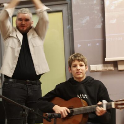 {"tiktok_developers_3p_anchor_params":"{"source_type":"vicut","client_key":"aw889s25wozf8s7e","picture_template_id":"","capability_name":"retouch_image_clear"}","data":{},"source_type":"vicut","pictureId":"EE9E4CE7-6373-4B06-97BA-21D3BB70E83E"}