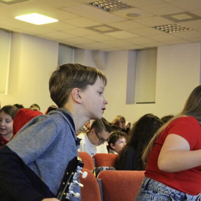 {"pictureId":"2E71DC5D-C604-4D6C-8997-027852D2DDDC","source_type":"vicut","tiktok_developers_3p_anchor_params":"{"source_type":"vicut","picture_template_id":"","client_key":"aw889s25wozf8s7e","capability_name":"retouch_image_clear"}","data":{}}