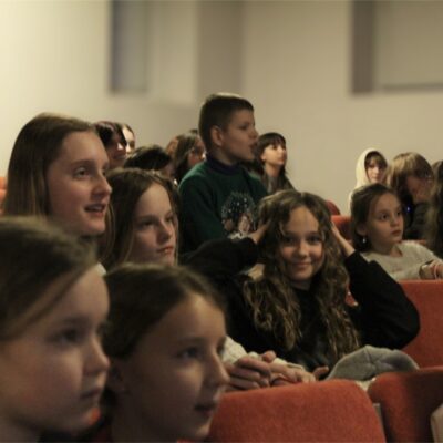 {"data":{},"source_type":"vicut","pictureId":"AAEA9AE1-8781-4903-AD58-522F183980A7","tiktok_developers_3p_anchor_params":"{"picture_template_id":"","client_key":"aw889s25wozf8s7e","source_type":"vicut"}"}